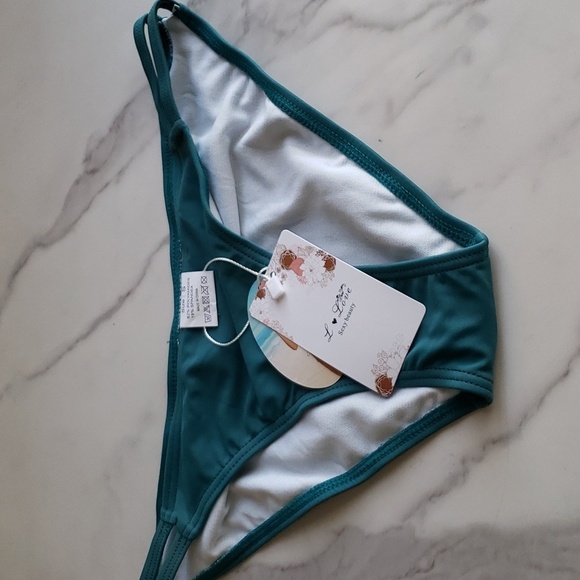 Amerzan Two Piece Bikini Set Geometric Floral Strappy Bottom Size S - Picture 10 of 12